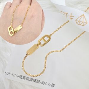 豬鼻金牌墜鍊