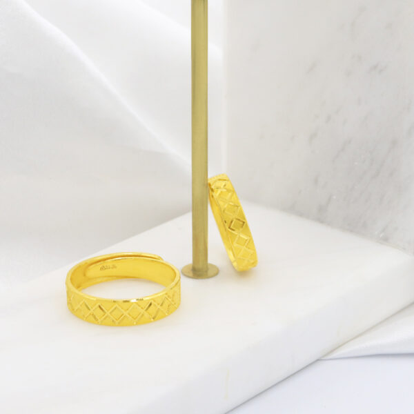 格紋黃金戒