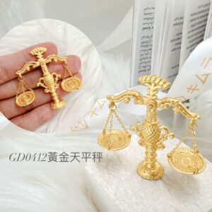 黃金天平秤