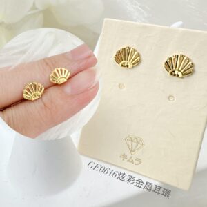 炫彩金扇耳環
