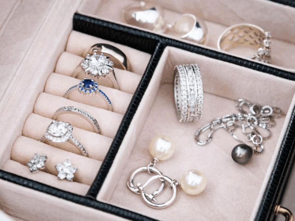 銀飾收納技巧｜絨布盒保存避免氧化與刮痕