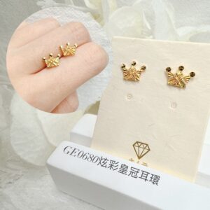 炫彩皇冠耳環